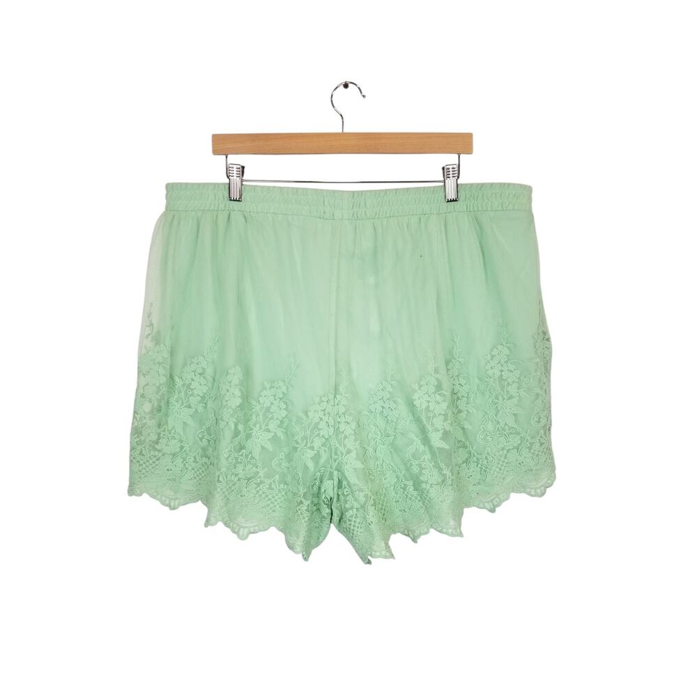 Torrid Women's Mint Green Embroidered Lined Mesh Shorts Size 2X - Picture 3 of 8